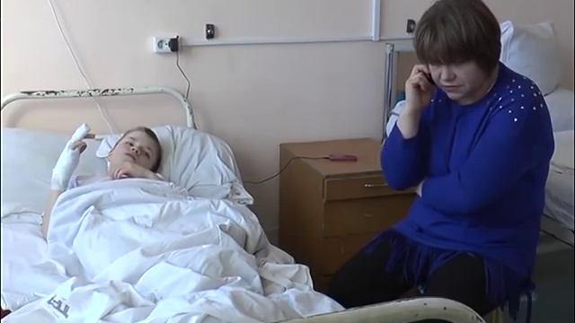 Травма на детской площадке смотреть онлайн
