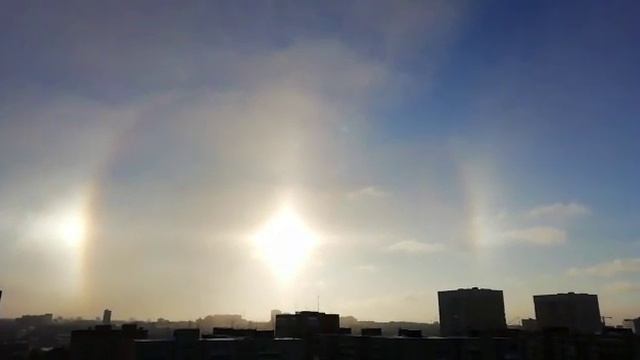 Два солнца, гало над Новосибирском two suns