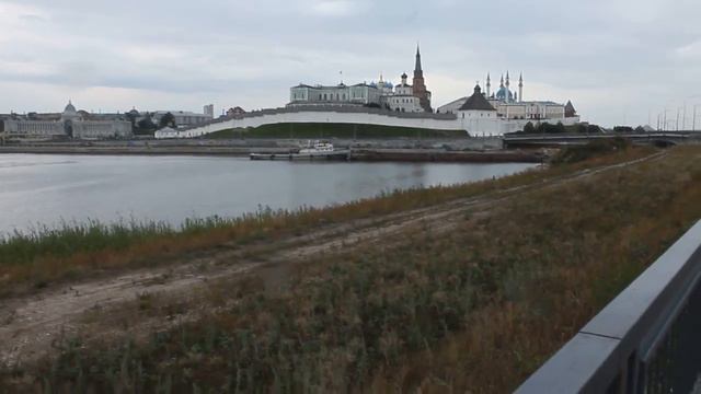 Казань . Мост на ленинской дамбе.MVI 8511 смотреть онлайн