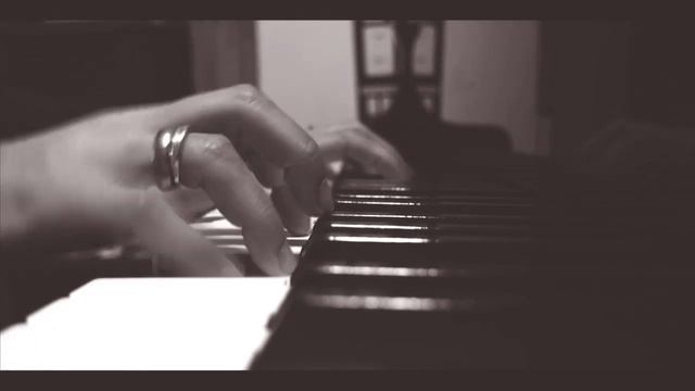 Ave Maria by Sigvaldi Kaldalóns - easy piano solo arranged by Yukie Smith смотреть онлайн
