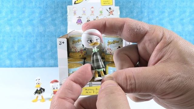 Disney DuckTales Money Stacks Mini Figures Blind Box Opening Review | PSToyReviews смотреть онлайн
