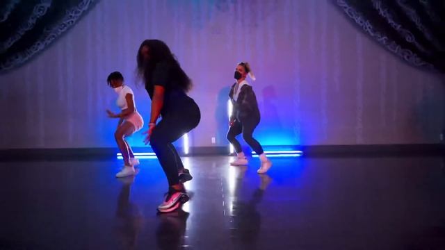 Gitty up - Payton X Sammy Collab Class смотреть онлайн