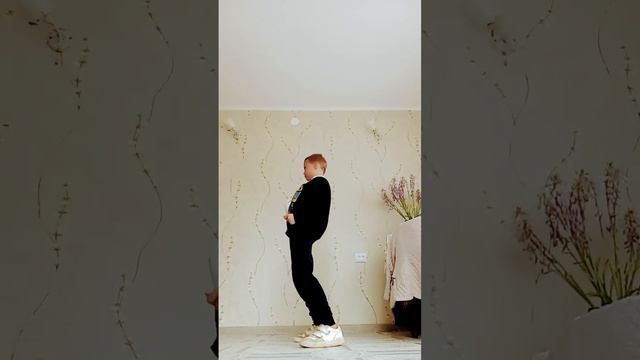 называется чёрно-белый стиль😂🤣 смотреть онлайн