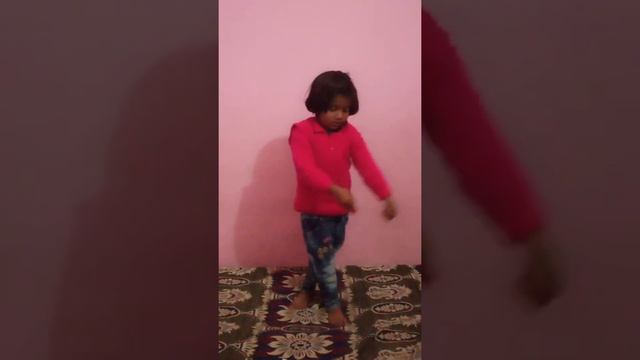 Titlian vargan dance by cute girl смотреть онлайн