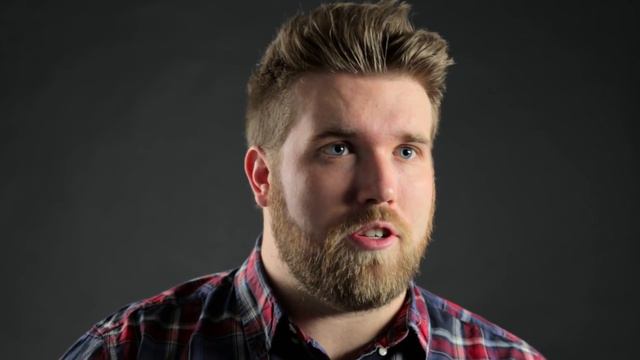 What Does A Male Plus-Size Model Look Like? смотреть онлайн