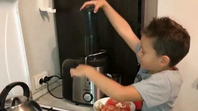 СОК из ГРЕЙПФРУТА вкусно и полезно смотреть онлайн
