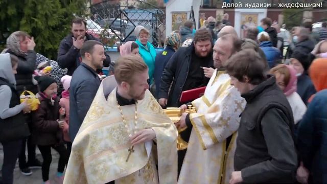 Крестили Русь огнём, мечом и кровью Стих смотреть онлайн