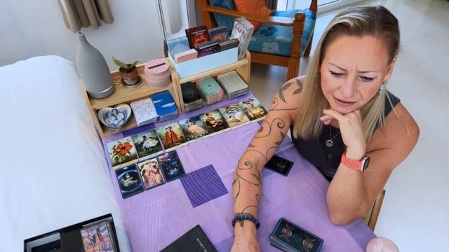 ?LIVE 1 question readings!?PSYCHIC CAFE?9th August 2023 смотреть онлайн