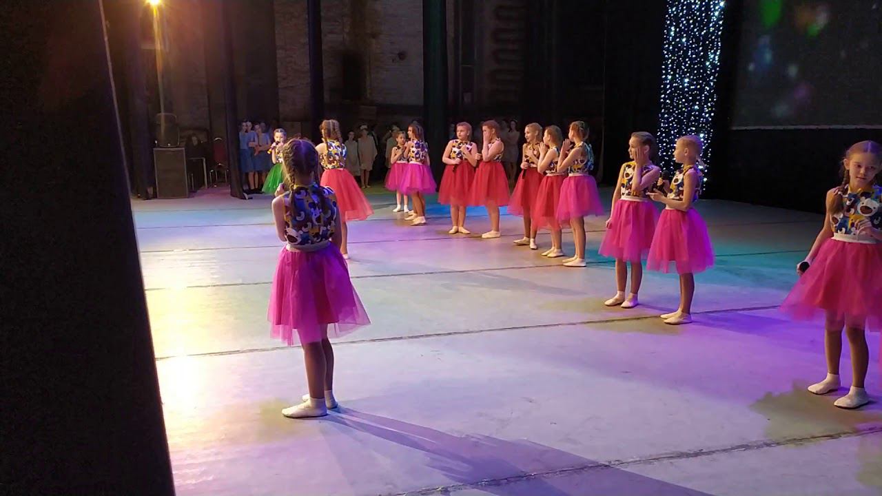 Средняя Парлаллель. Фестиваль счастья. ДКИТ 2021 Три подружки смотреть онлайн