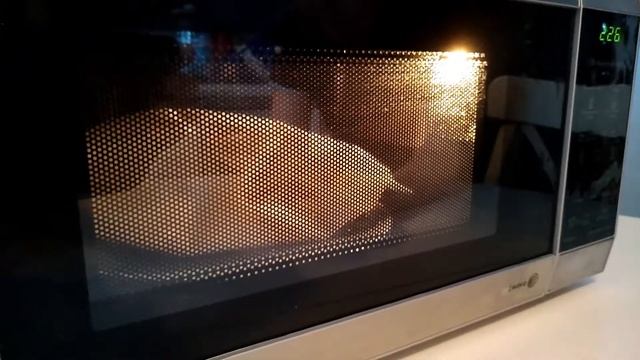 Как приготовить попкорн в микроволновке