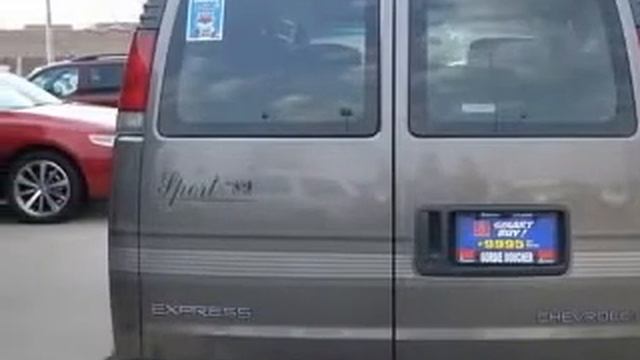 2000 Chevrolet Express смотреть онлайн