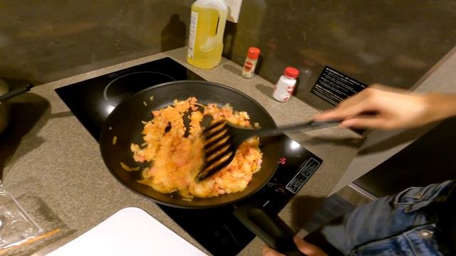 Омурайсу и тамаго какэ гохан - Японская кухня. Рецепты Kitchen727. смотреть онлайн