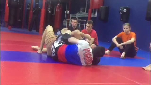 Тренировки по грэпплингу в СПК "ЯРОПОЛК", г. Красногорск, январь 2020 г. смотреть онлайн
