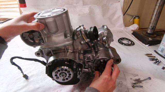 Finishing My CR250 Engine!! | CR250R Top End | CR250R Build #9