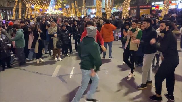 Парни Танцуют В Тбилиси На Улице Руставели 2023 Чеченская Песня Гогия ALISHKA Dance Gogia смотреть онлайн