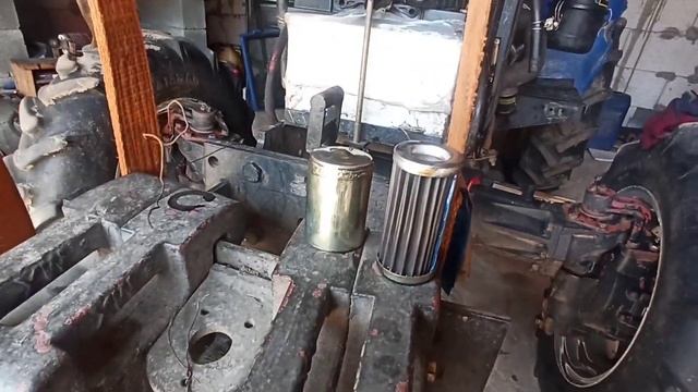 Заміна масла в рульовому Донгфенг. смотреть онлайн