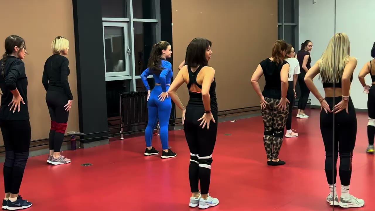 Strip plastic в Alga Fitness смотреть онлайн