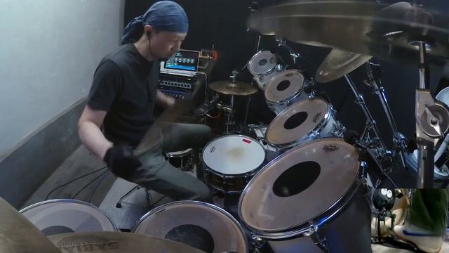 2 Minutes To Midnight - Iron Maiden - Drum Cover смотреть онлайн