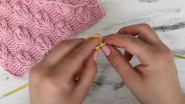 Красивый рельефный узор "Цветы с шишечками" для вязания спицами . смотреть онлайн