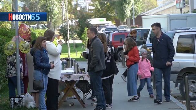 Парковочное место для женщины с ограниченными возможностями здоровья появилось на территории у дома смотреть онлайн