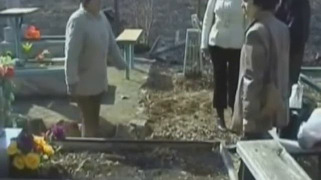 Православные верующие в России отмечают особый день поминовения усопших Радоницу смотреть онлайн