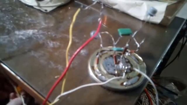 UR5YLT Танюша. Тест пищалки. смотреть онлайн