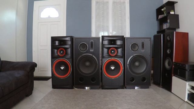 ? Cerwin Vega XLS 15 Vs Magnat Transpuls 1500 ? on ??? смотреть онлайн