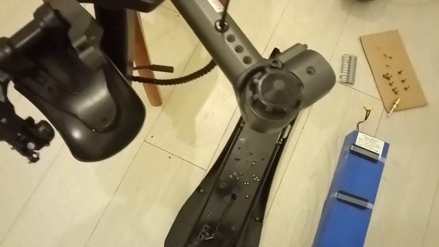Mercane Wide Wheel Pro частичная разборка. смотреть онлайн