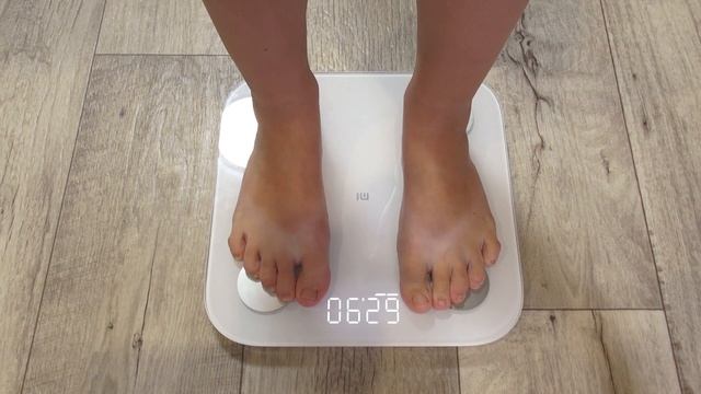 ? Весы Xiaomi Mi Body Composition Scale 2 обзор ? смотреть онлайн
