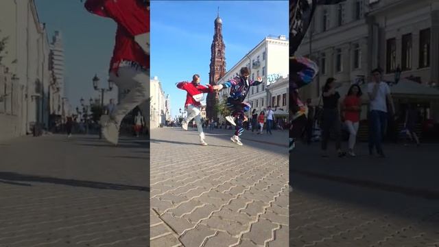 ЮНОСТЬ ШАФФЛ ТАНЦЫ ИЗ ТИК ТОК В КАЗАНИ ??? смотреть онлайн