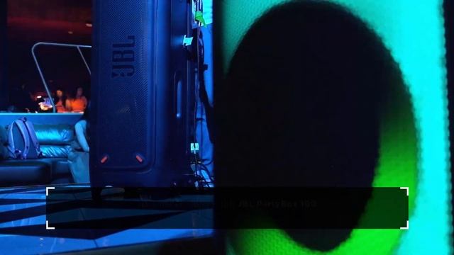 JBL Mid-year Upgrade смотреть онлайн