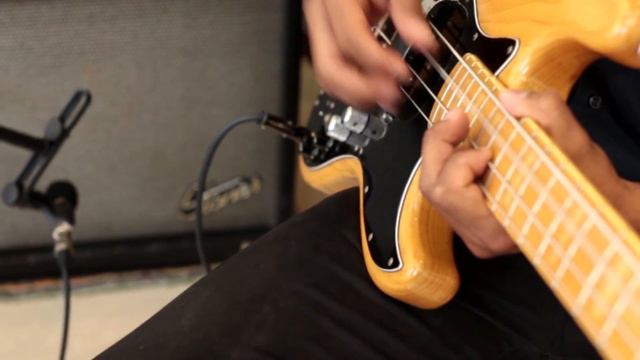 Fender Jazz Bass Marcus Miller Signature Bass смотреть онлайн