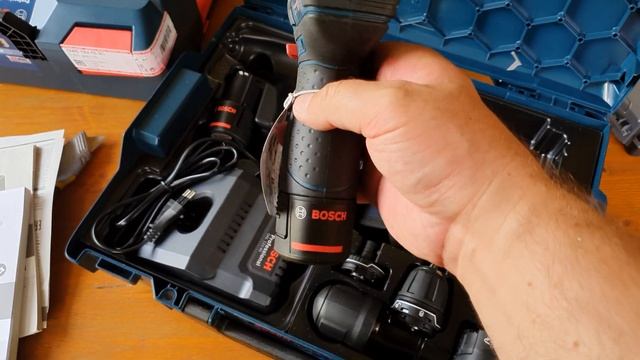 Bosch GSR 12V 15 FC set - krátky pohľad na najuniverzálnejší 12V akumulátorový vŕtací skrutkovač смотреть онлайн