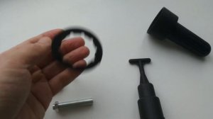 Ключ для снятия плафона светильника его разновидности и способ применения