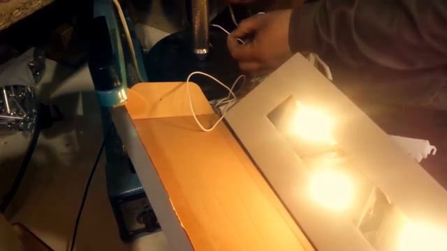 Светильник накладной треугольный сенсорный смотреть онлайн