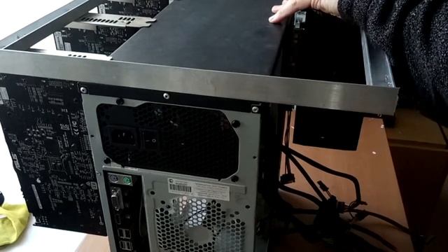 Собираем ферму для майнинга из 6 карт, на базе простого системного блока смотреть онлайн