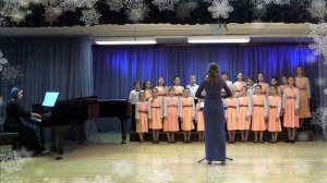 Музыка Иоганна Себастьяна Баха, русский текст Надежды Авериной «Солнце сияет».Исполняет хор «Радуга