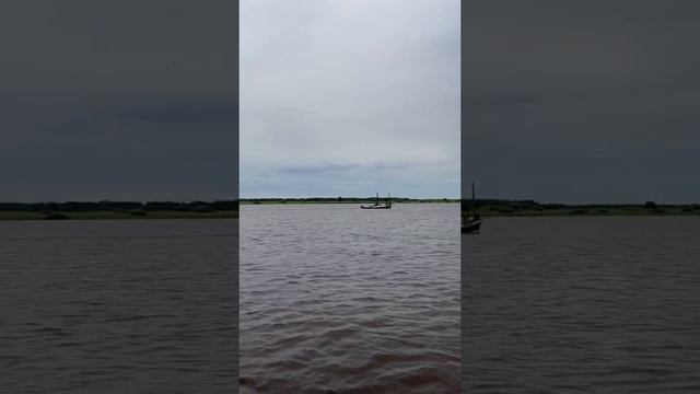 Великий Новгород, озеро Ильмень, исток Волхова. смотреть онлайн