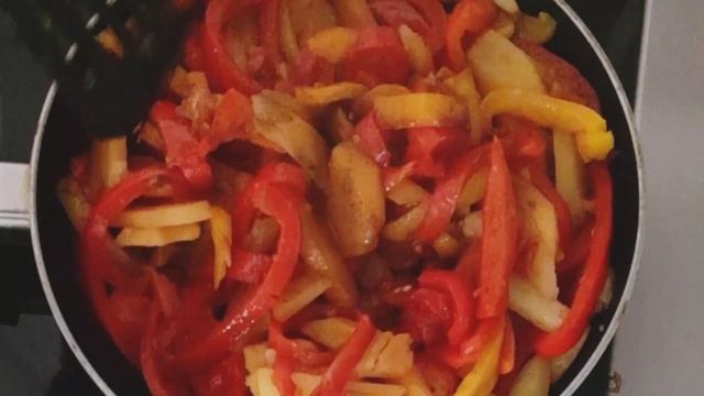 Бюджетный пикантный ПИРОГ С ПЕРЦЕМ И КАРТОФЕЛЕМ! Просто и вкусно?! смотреть онлайн