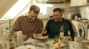 Юлик и Кузьма пытаются отравиться