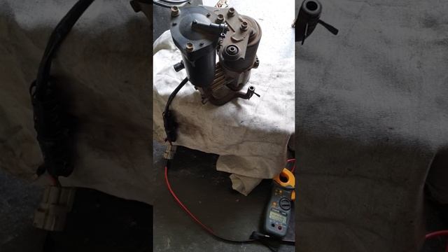 Ben's Toyota Prado GRJ120R - Air Suspension - Compressor Bench Test смотреть онлайн