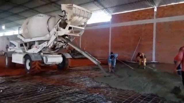 ELABORACION DE CONCRETO EN OBRA - AUTOHORMIGONERA PLANTA MOVIL DE CONCRETO FIORI DB460 смотреть онлайн