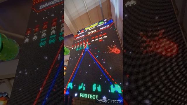 Space Invaders Frenzy Two Handed Gameplay 100 Games (Games 26-50) смотреть онлайн