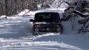 Нива урбан жестко рубится в снегу #нива #урбан