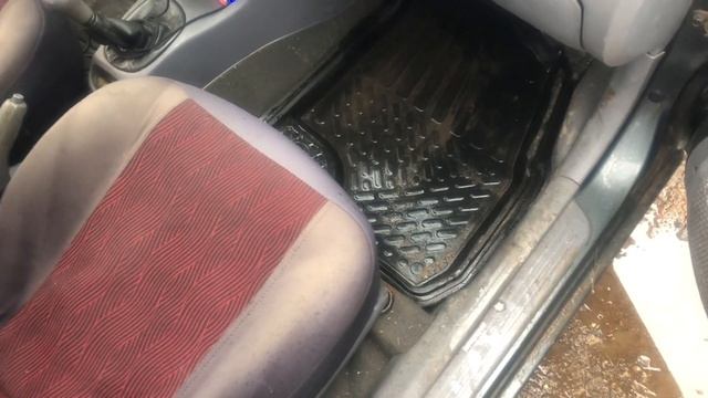 Дождевая вода попадает опять в салон хендай акцент смотреть онлайн