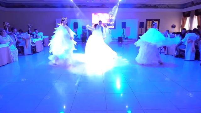 Постановочный танец жениха и невесты смотреть онлайн