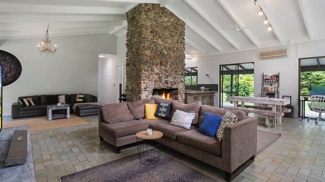 8 Little Nerang Dam Road смотреть онлайн