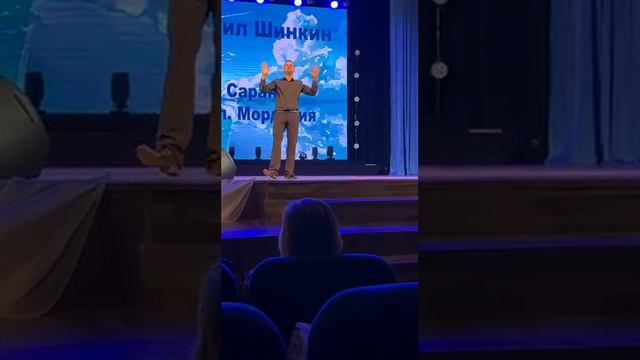 Жестовое Пения Шинкин Михаил - до самого неба (2023) смотреть онлайн