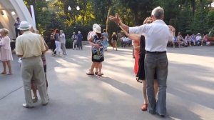 ЖЕНЩИНА ВОЗДУХ, ЖЕНЩИНА ВОДА! ТАНЦЫ ХАРЬКОВ УКРАИНА СЧАСТЛИВЫЕ ДНИ