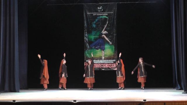 Народный ансамбль танца ХОРОШЕЕ НАСТРОЕНИЕ - Памирский танец смотреть онлайн